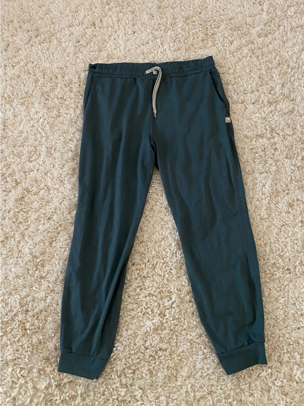 Vuori Lightweight Jogger Pants with Drawstring